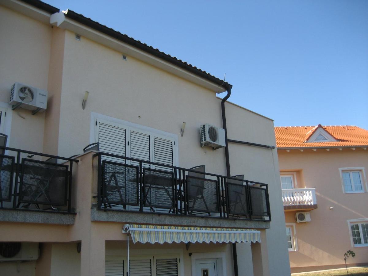 Villa „Drei Palmen“ Sveti Filip i Jakov Exterior foto
