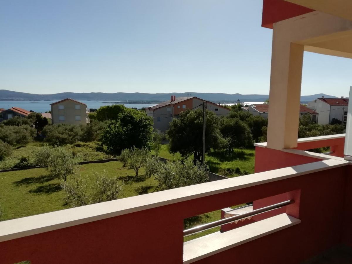 Villa „Drei Palmen“ Sveti Filip i Jakov Exterior foto