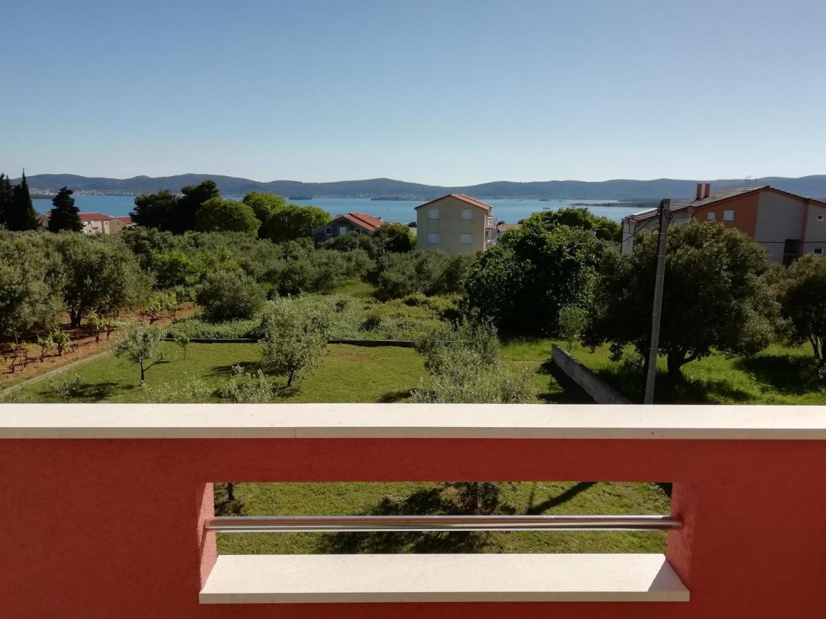 Villa „Drei Palmen“ Sveti Filip i Jakov Exterior foto